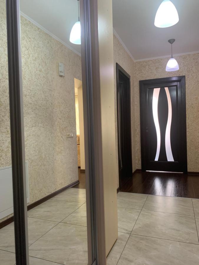 Great Apartment In The City Centre ايفانو - فرانكيفسك المظهر الخارجي الصورة
